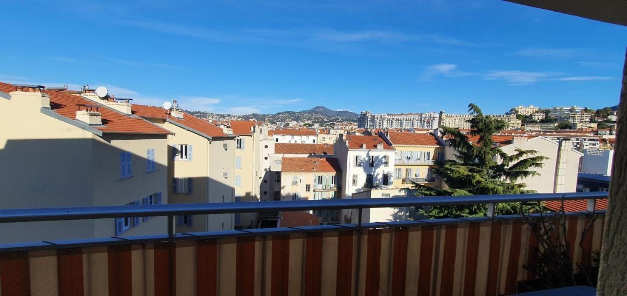 Bel Appartement Plein Centre Niza Exterior foto